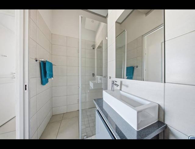 2 BEDROOM APARTMENT FOR SALE IN HAZELWOOD